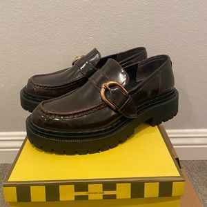 BROWN CHUNCKY LOAFERS WITH GOLD BUCKLES